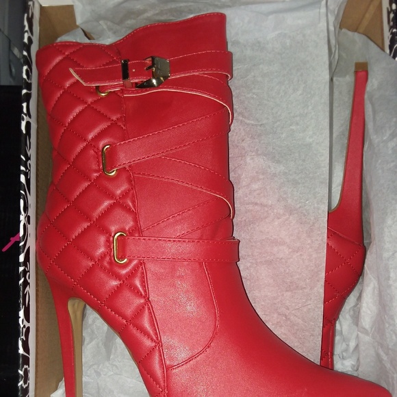 SALE RED QUILTED STILETTO ANKLE BOOTIE BOOTS - Picture 6 of 7